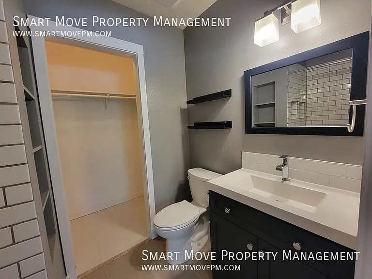 2705 E Mendota Dr — Photo 21