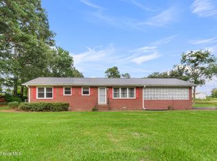 113 W Page Street, Teachey, NC 28464