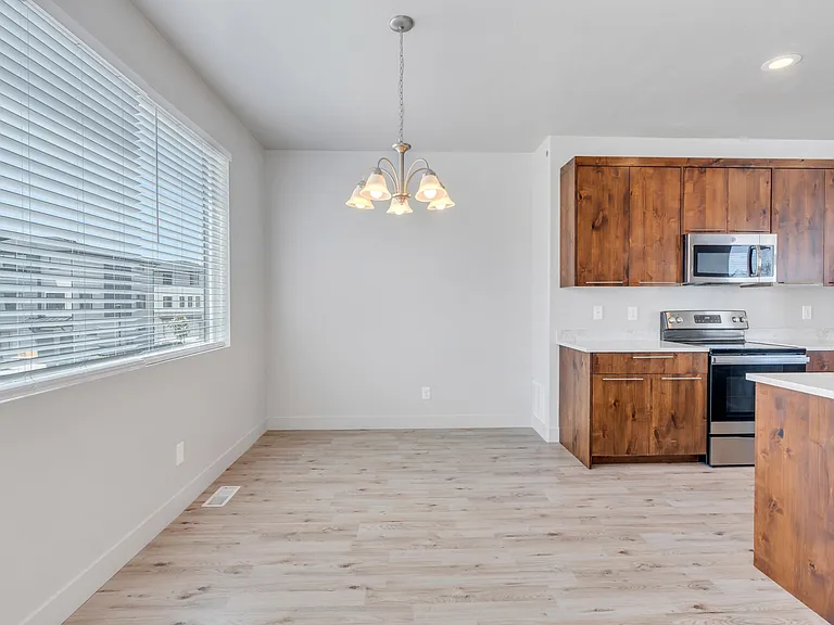 708 W Bronze Leaf Rd #1 — Photo 18