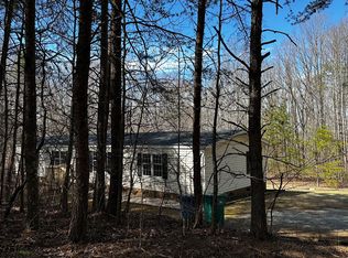 670 Foxwood Rd, Madison, NC 27025