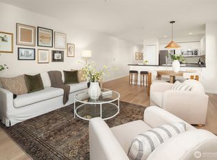 1504 Aurora Ave N APT 201, Seattle, WA