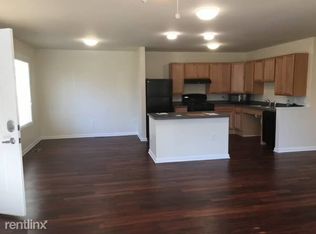 312 Low St, Bloomington, IL 61701