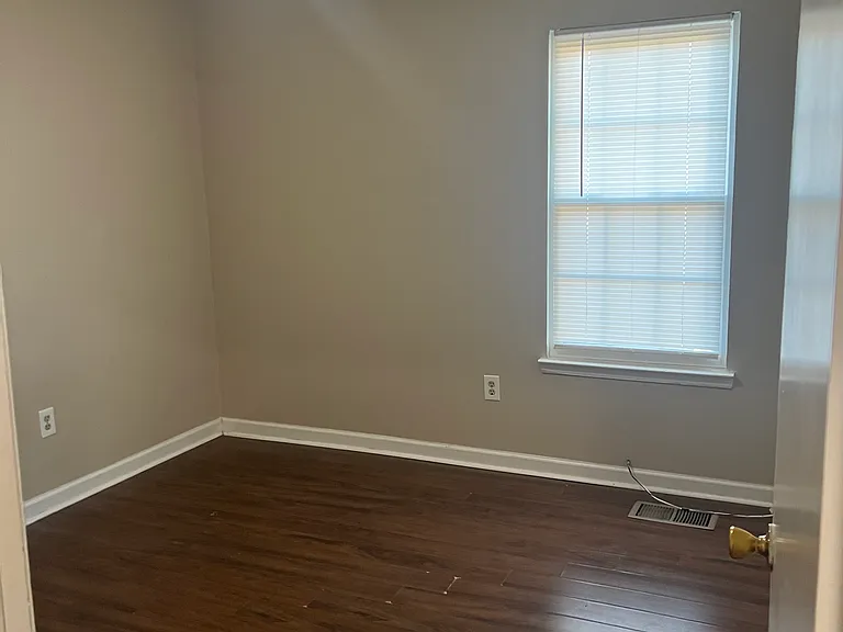 3543 Hopkins Ct — Photo 10