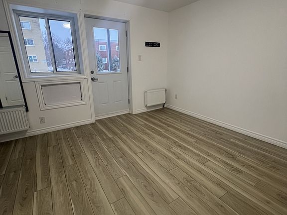2nd image of 630 Cummings Ave #11526701