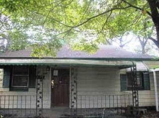 919 Googe St, Savannah, GA 31415