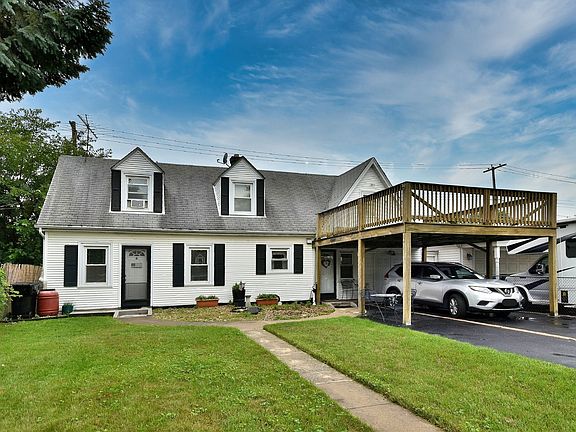 2nd image of 3006 N Oketo Ave