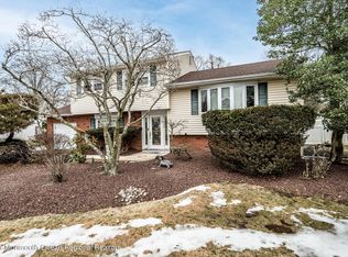 11 Lowell Rd, Manalapan, NJ 07726