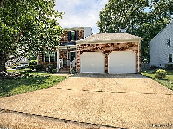 2nd image of 802 Westgate Ct
