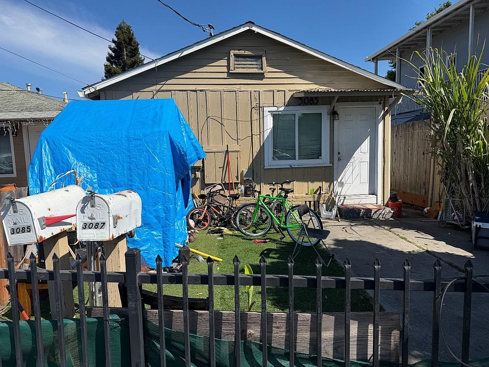 1st image of 3085 William Ave
