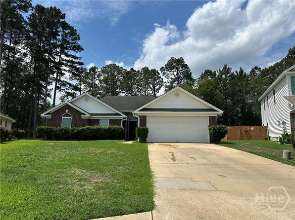 223 Chippingwood Cir, Pooler, GA 31322