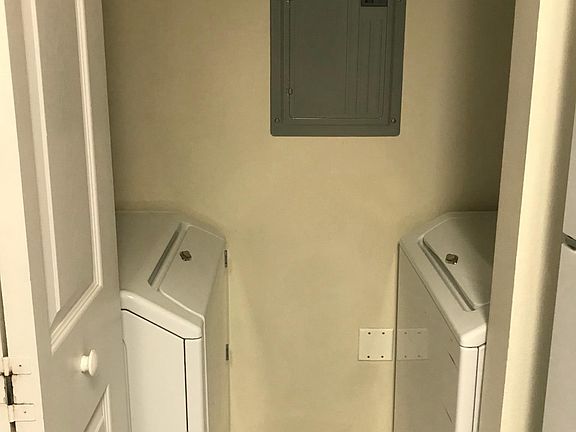 washer and dryer in unit