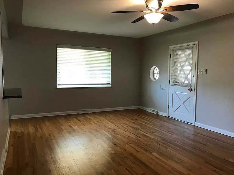 3900 Yarrow St — Photo 2