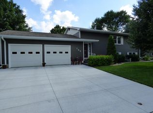 163 7th St NW, Blooming Prairie, MN 55917