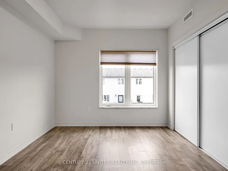 82 Munroe St #102 — Photo 18