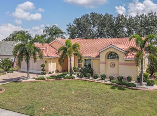 2331 Platinum Dr, Sun City Center, FL 33573