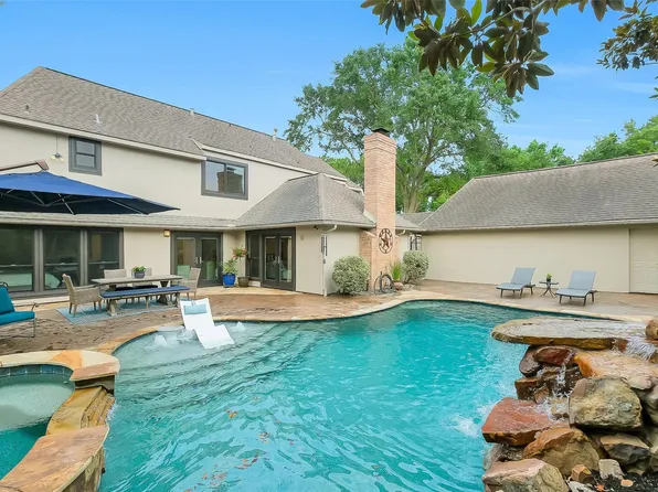 1310 Devon Glen Dr, Houston, TX 77077