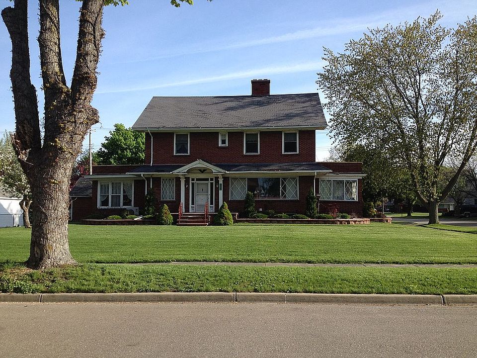 1st image of 7456 Paul St