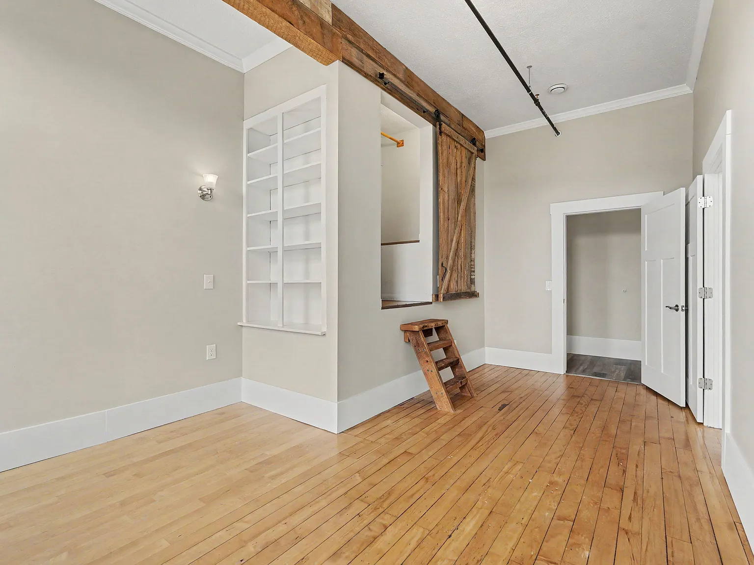 1 bed, 512 sqft, $1,600 — Photo 3