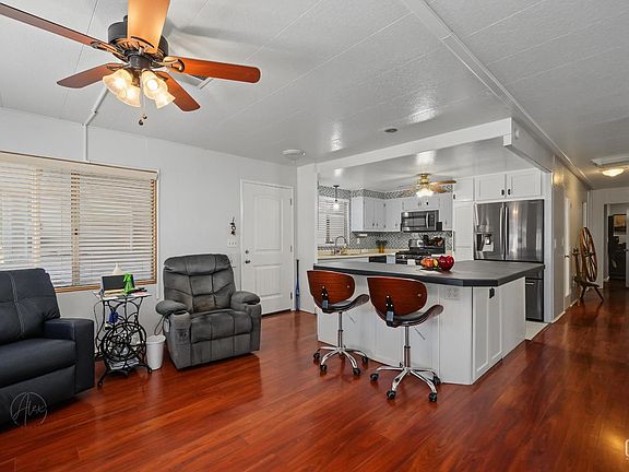 4th image of 2500 Jewetta Ave #77