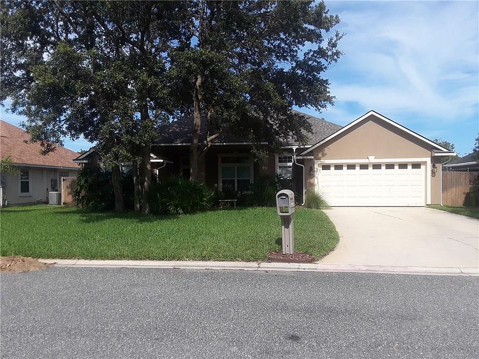 1st image of 832 Parkview Pl W