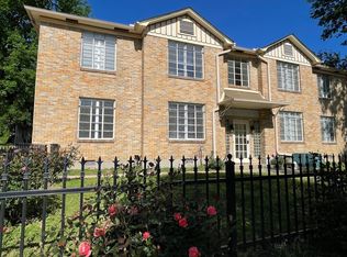 Broadway Manor, Little Rock, AR 72202