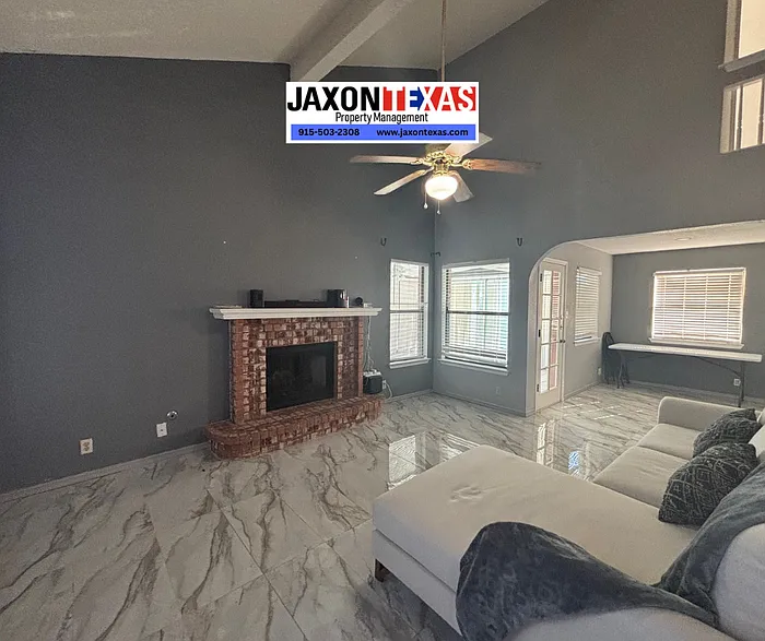 4 bed, 2.0 bath, 1491 sqft, $1,950 — Photo 3