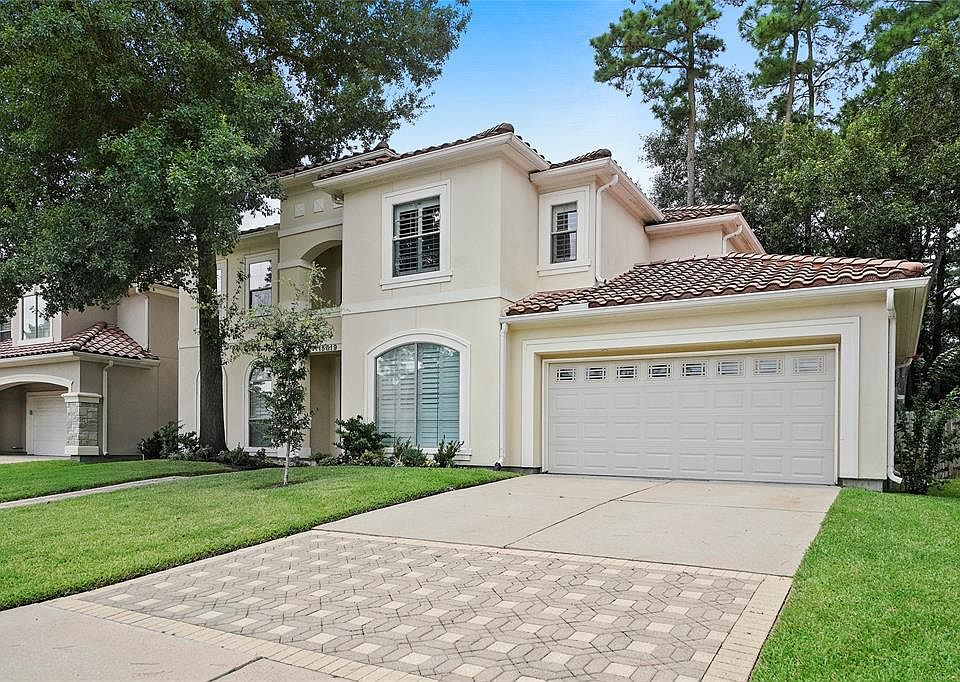 1st image of 15619 Lake Iris Dr