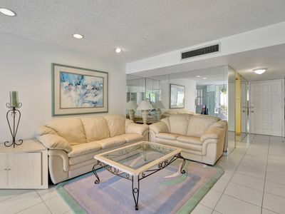 4230 D Este Court #107, Lake Worth, FL, 33467