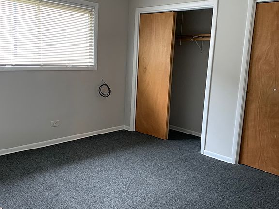 4th image of 1417 N Broadway Ave #3