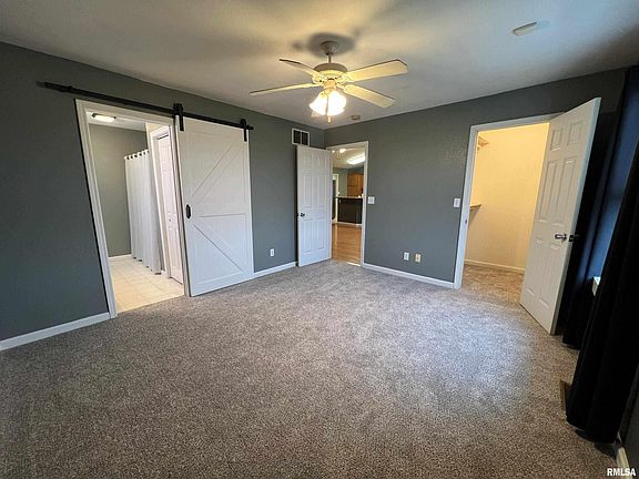 5th image of 2709 Carl Prairie Dr