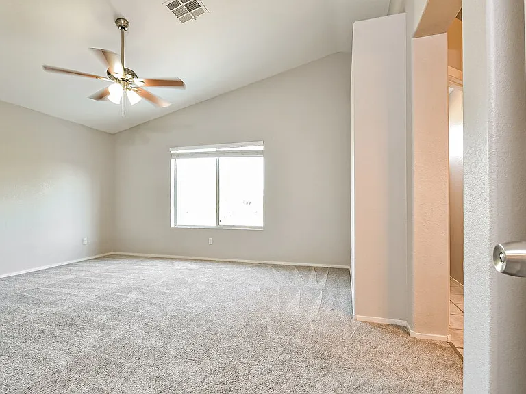 5044 Drifting Creek Ave — Photo 10
