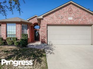 5728 Comanche Peak Dr, Fort Worth, TX 76179