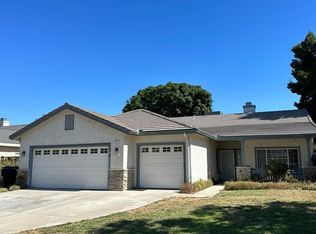 452 Pepper Dr, Hanford, CA 93230