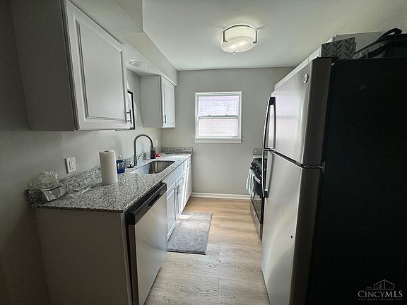 3rd image of 1854 Kinney Ave