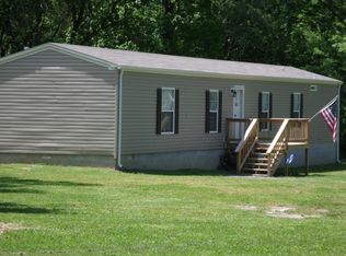 10832 Eakin Grove Rd, Benton, IL 62812