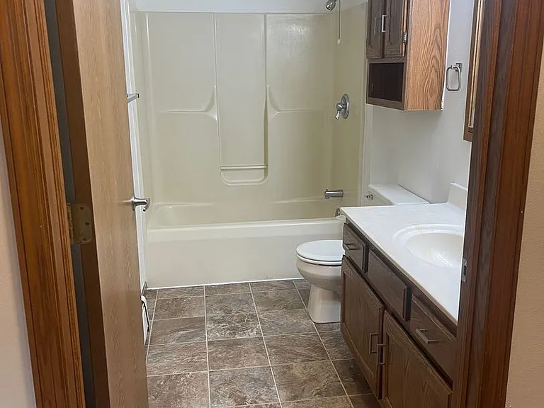 410 S River Rd #20-40-60 — Photo 17