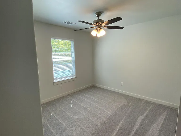 505 W Walker St #10 — Photo 15