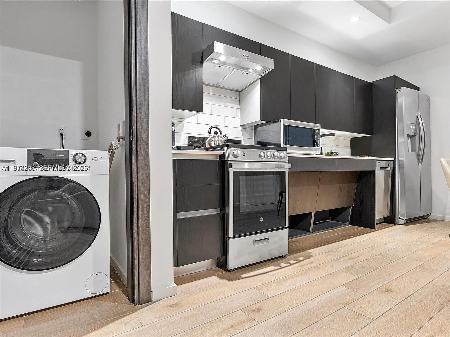 1 bed, 560 sqft, $3,500 — Photo 4