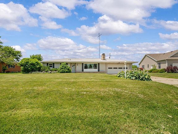 2nd image of 8956 Maplewood Dr