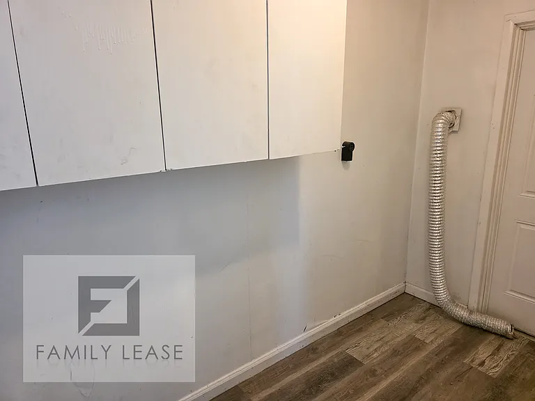 515 Saint Barbara Ln — Photo 19