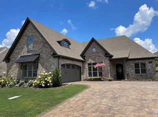 1285 Spring Lakes Xing, Opelika, AL 36801