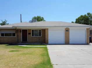904 Cardenas Dr SE, Albuquerque, NM 87108