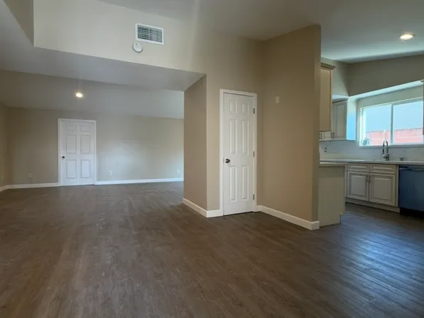 830 N Modena St, Anaheim, CA 92801