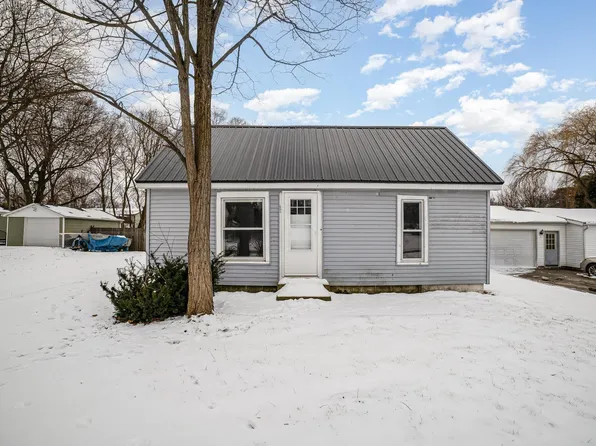 119 W Elizabeth St, Alma, MI 48801