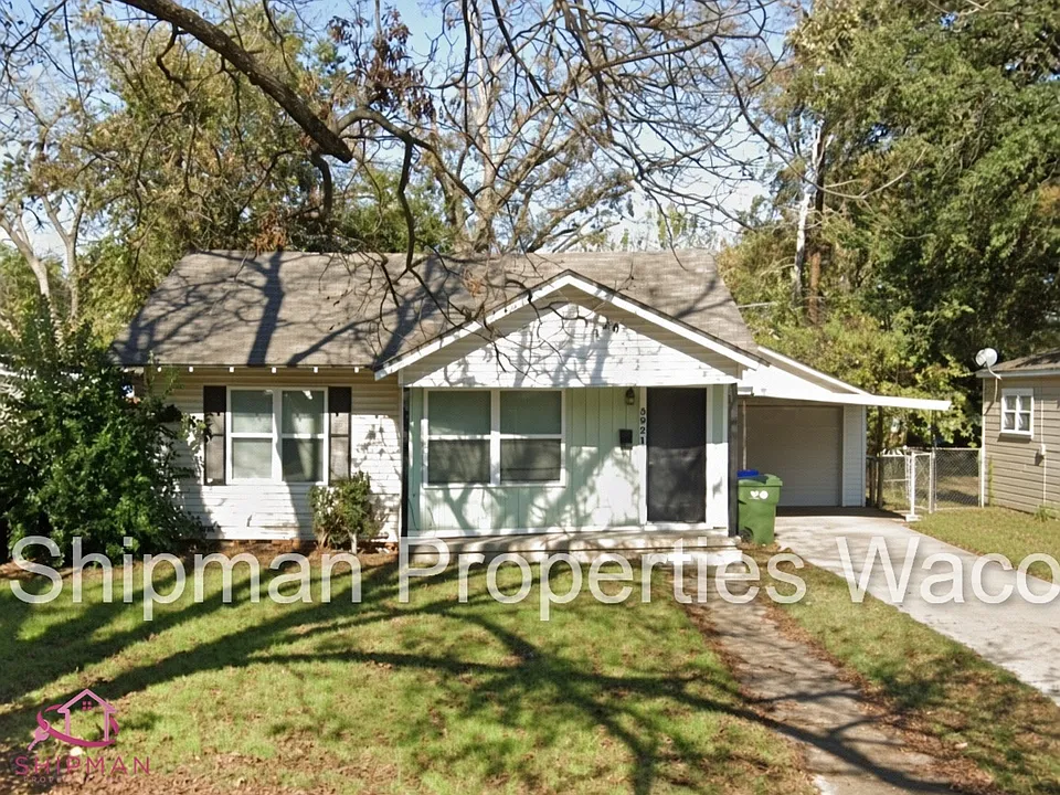 3921 Cumberland Ave