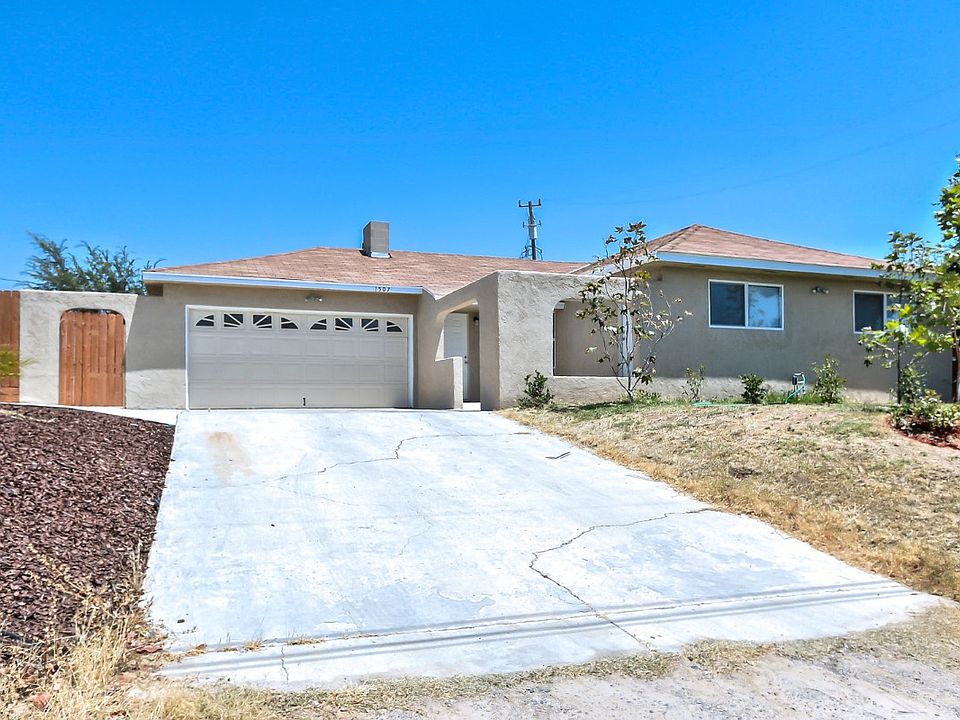 1st image of 1507 El Serento Dr