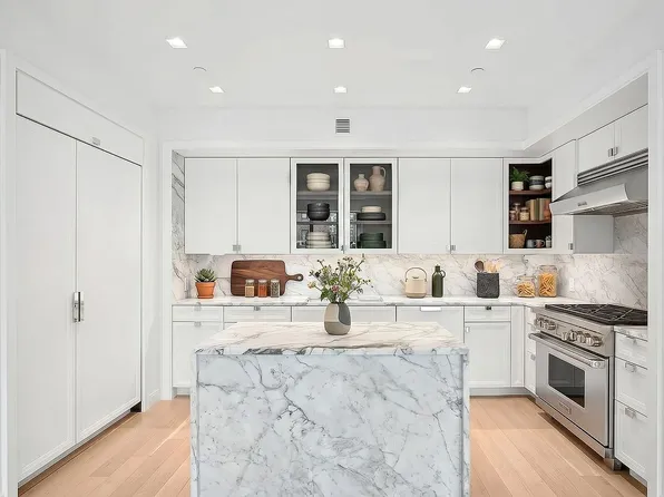 269 W 87th St #7B, New York, NY 10024