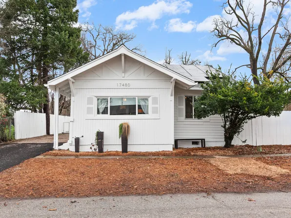 17480 Pine St, Atascadero, CA 93422