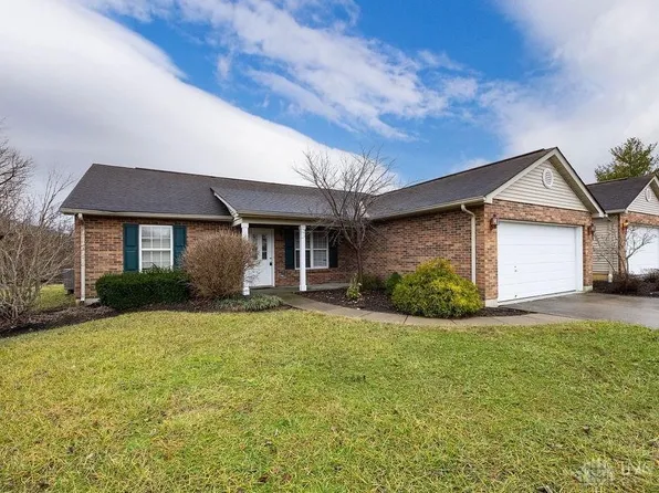 4 Indian Cove Cir, Oxford, OH 45056