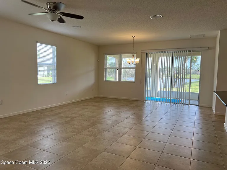 728 Remington Green Dr SE — Photo 8